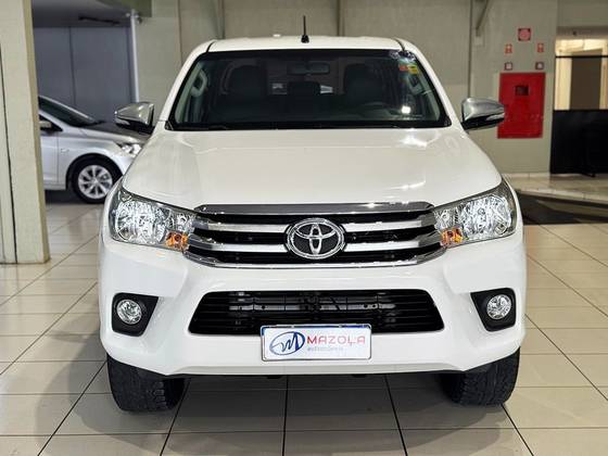 TOYOTA HILUX 2.7 SR 4X2 CD 16V FLEX 4P AUTOMÁTICO TOYOTA HILUX 2.7 SR 4X2 CD 16V FLEX 4P AUTOMÁTICO